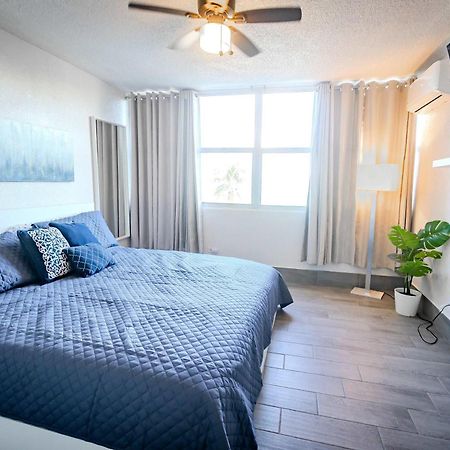 Sunset Paradise Cozy Beachfront Escape - Isla Verde San Juan Dış mekan fotoğraf