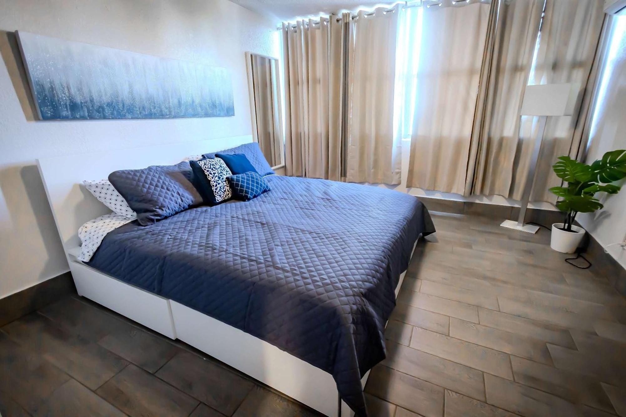 Sunset Paradise Cozy Beachfront Escape - Isla Verde San Juan Dış mekan fotoğraf